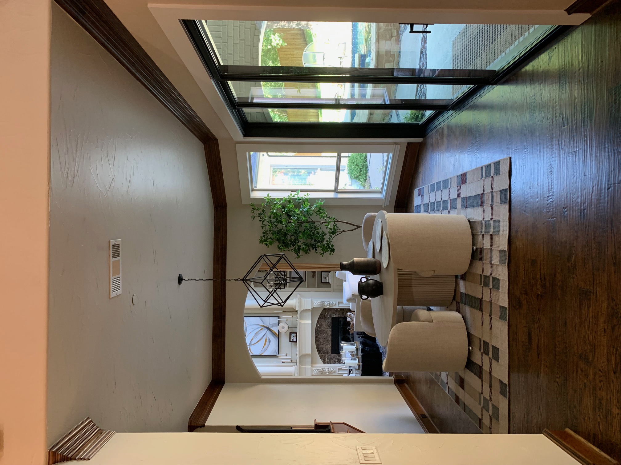 The Breakfast Room in Colleyville, TX before the renovation